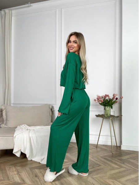 Жіночий домашній костюм у рубчик зеленого кольору 30787