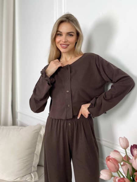 Жіночий домашній костюм у рубчик коричневого кольору 30790