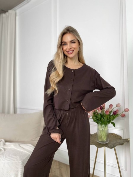 Жіночий домашній костюм у рубчик коричневого кольору 30790