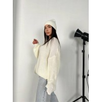 Вязаный женский свитер молочного цвета 30814