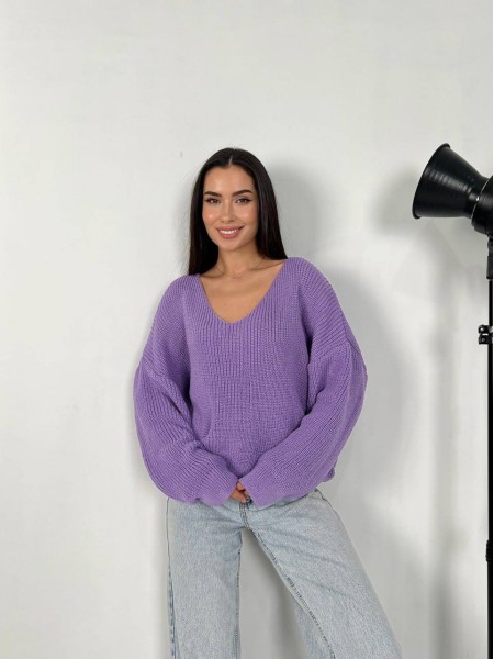 В'язаний жіночий светр бузкового кольору 30819