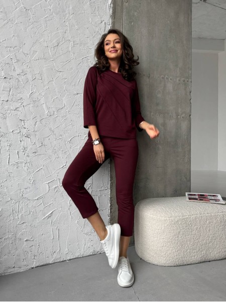 Легкий женский спортивный костюм бордового цвета 30832