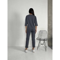 Легкий женский костюм серого цвета 30835