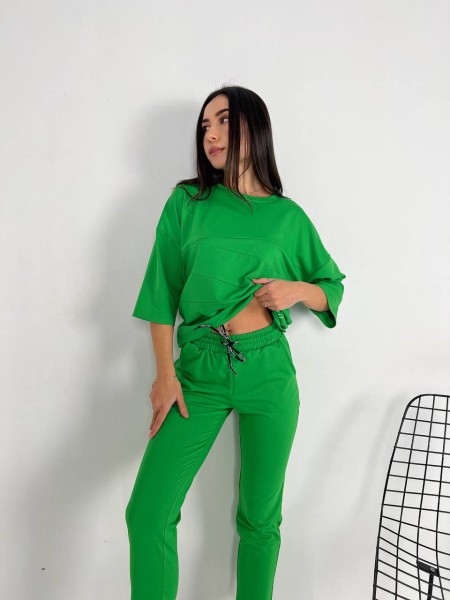 Легкий костюм для жінок зеленого кольору 30837