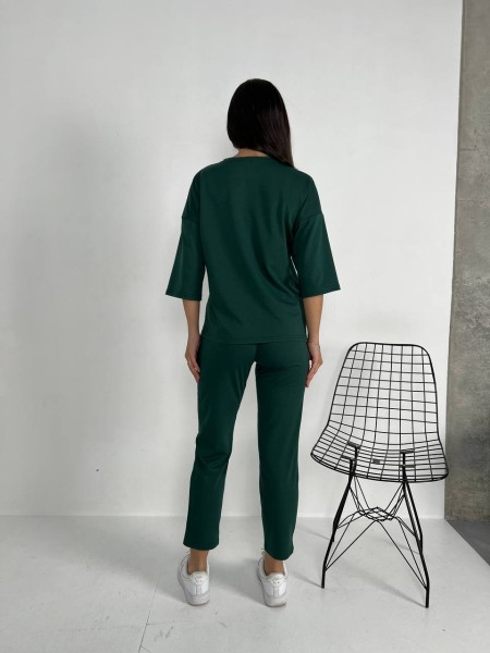 Легкий костюм для жінок смарагдового кольору 30839