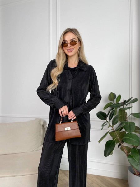 Легкий жіночiй класичний костюм чорного кольору 30845