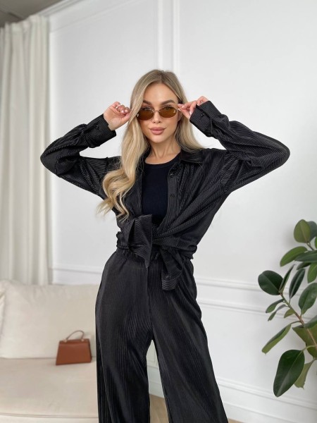 Легкий жіночiй класичний костюм чорного кольору 30845