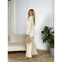 Легкий жіночiй класичний костюм бежевого кольору 30846