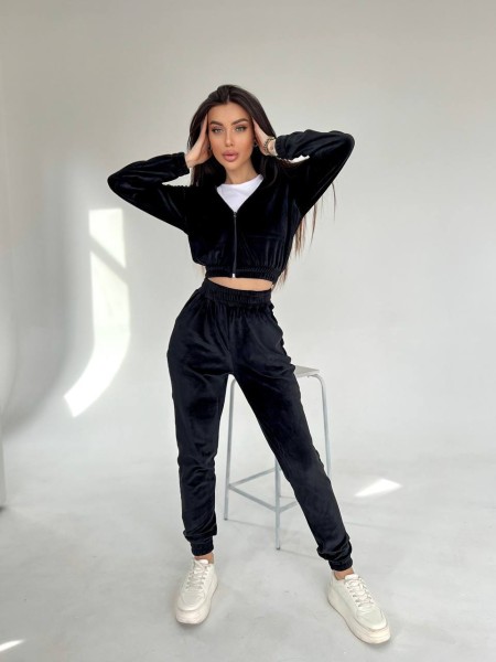 Женский велюровый костюм черного цвета 30892