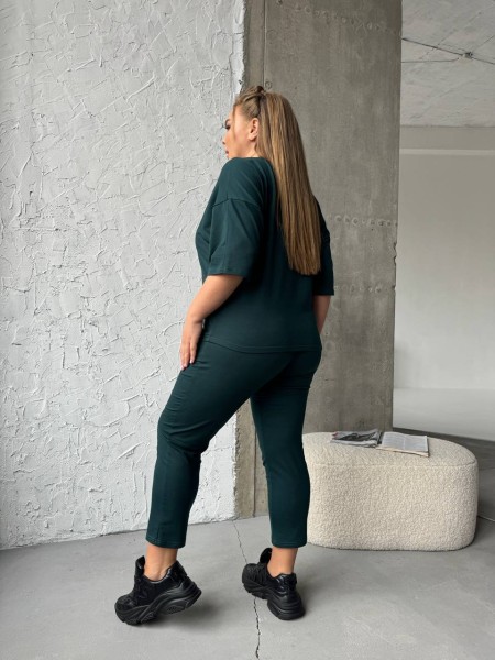 Легкий спортивный костюм изумрудного цвета 30946