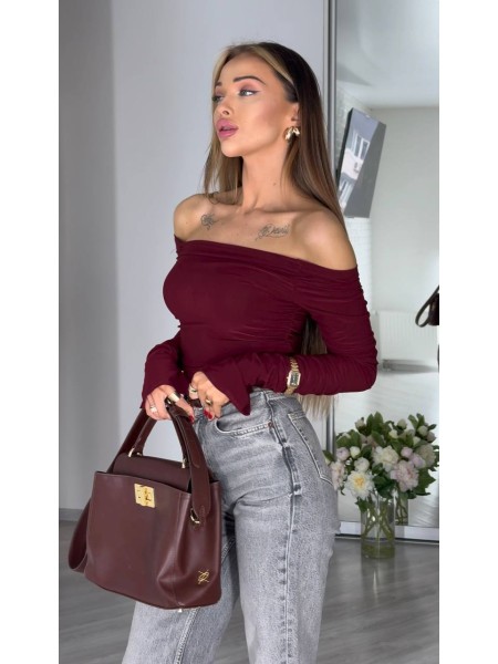 Жіночий лонгслів з відкритими плечима бордового кольору 31036