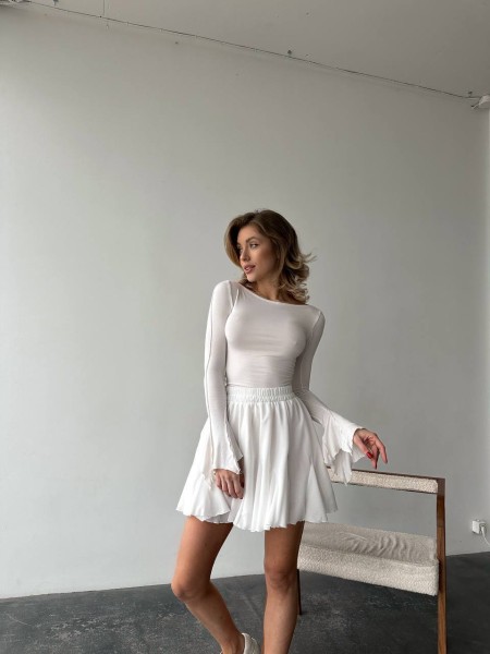 Повітряна спідниця-шорти міні молочного кольору 31095