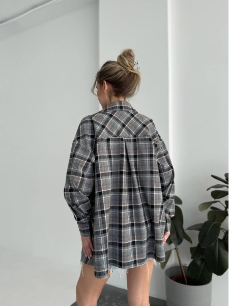 Жіноча фланелева сорочка в клітинку сiрого кольору 31211