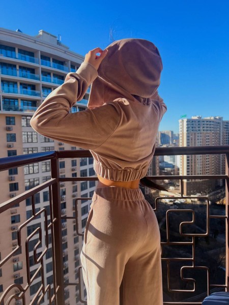 Велюровий жіночий костюм на блискавці кавового кольору 31225