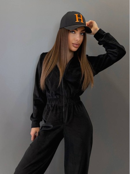 Жіночий велюровий комбінезон чорного кольору 31229