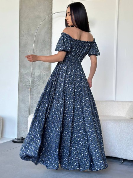 Повітряна сукня максі у квітку синього кольору 31295