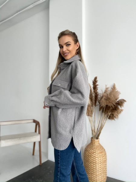 Жіноча куртка-сорочка сiрого кольору 31317