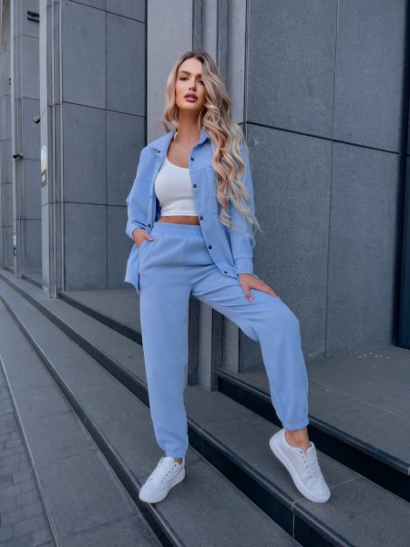 Вельветовий костюм на кнопках блакитного кольору 31340