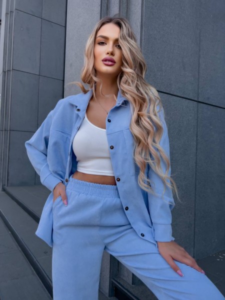 Вельветовий костюм на кнопках блакитного кольору 31340