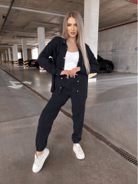 Вельветовый костюм на кнопках черного цвета  31347