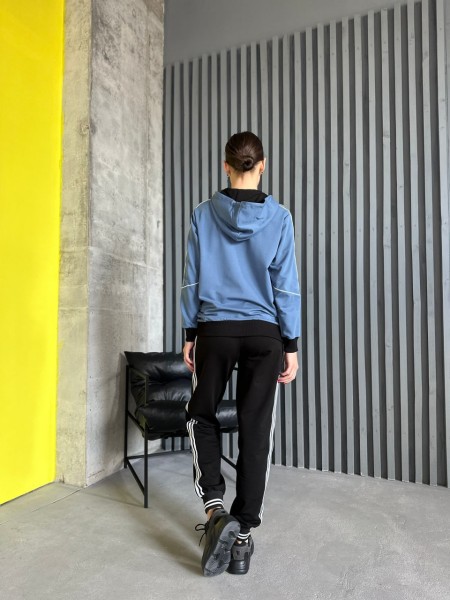 Жіночий спортивний костюм на блискавці синього кольору 31385