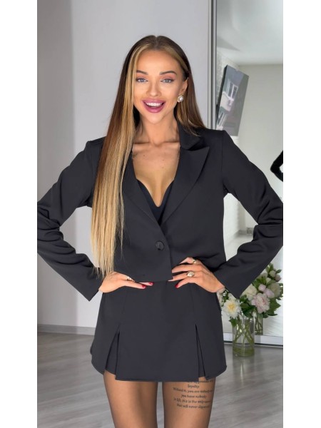 Жіночий класичний костюм спідниця-шорти+піджак чорного кольору 31409