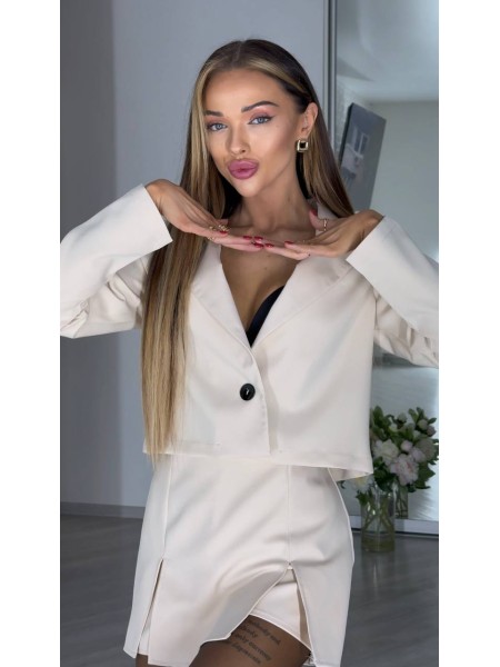 Жіночий класичний костюм спідниця-шорти+піджак бежевого кольору 31437