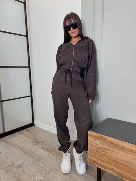 Вельветовый костюм на молнии коричневого цвета  31429
