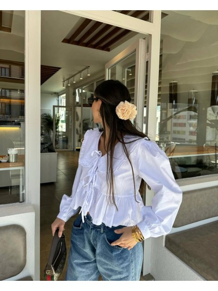 Женская хлопковая блуза на завязках белого цвета 31432