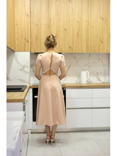 Класична сукня середньої довжини з розрізами бежевого кольору 31447
