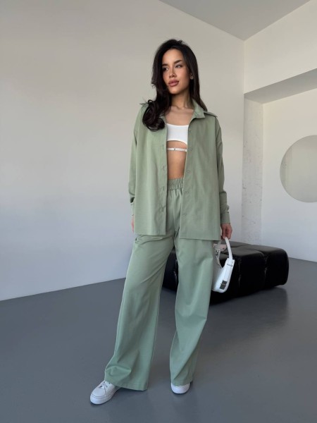 Бавовняний прогулянковий костюм оливкового кольору 31464