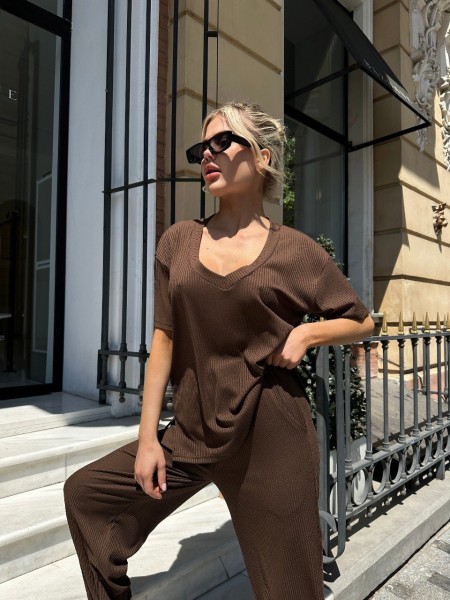 Жіночий прогулянковий костюм у рубчик кавового кольору 31583