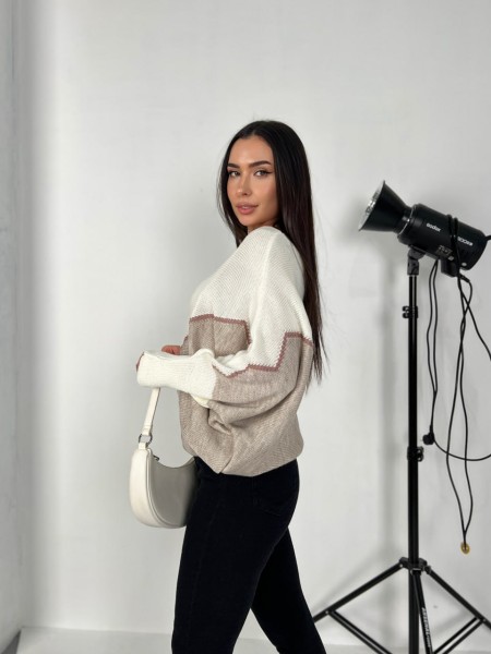 Тонкий жіночий светр молочного кольору 31606