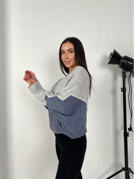 Тонкий жіночий светр сiрого кольору 31607