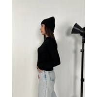 Обтягуючий жіночий светр чорного кольору 31611