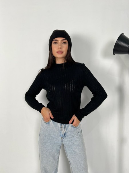 Обтягуючий жіночий светр чорного кольору 31611