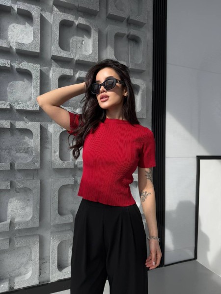 Жіночий топ червоного кольору 31637