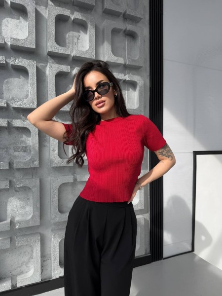 Жіночий топ червоного кольору 31637