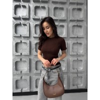 Жіночий топ коричневого кольору 31638