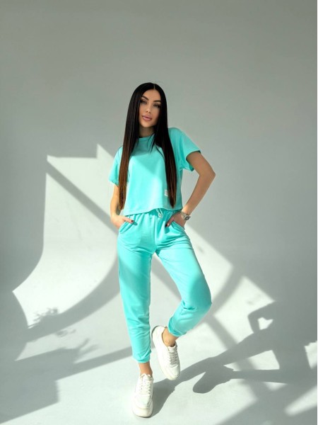 Жіночий костюм прогулянковий м'ятного кольору 31644