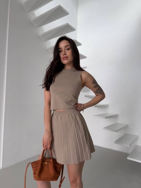 Женский легкий костюм 2-ка с юбкой бежевого цвета 31653