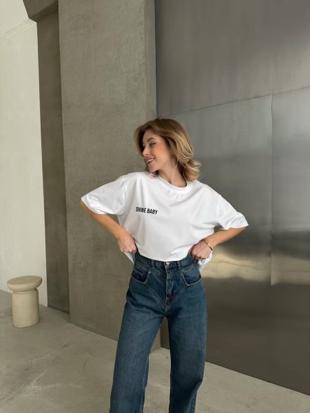 Бавовняна футболка з написом бiлого кольору 31665