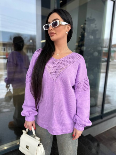 Легкий жіночий светр із вирізом бузкового кольору 31727