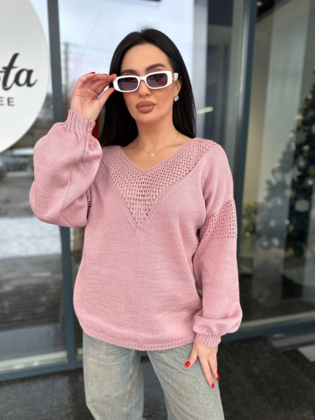 Легкий жіночий светр із вирізом пудрового кольору 31730
