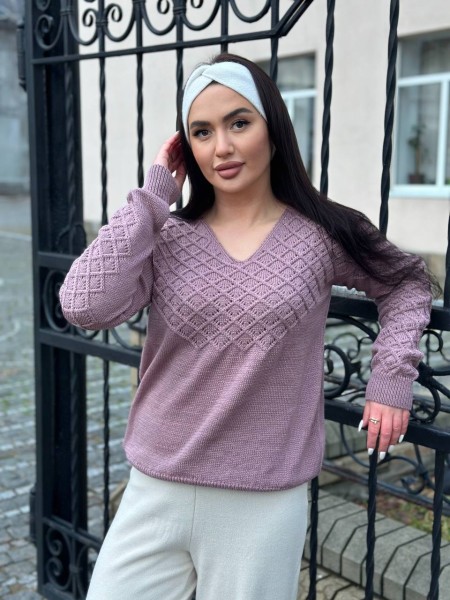 Базовий жіночий светр пудрового кольору 31731