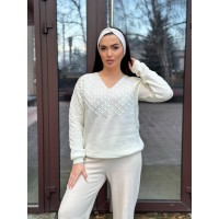 Базовий жіночий светр молочного кольору 31733