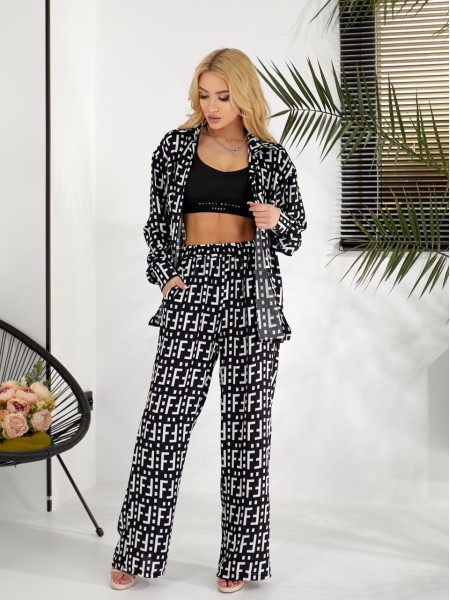 Жіночий легкий прогулянковий костюм чорного кольору 31751