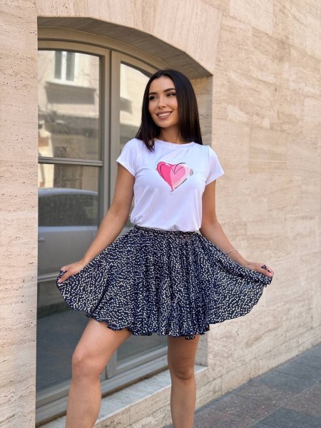 Базова жіноча футболка з принтом бiлого кольору 31771