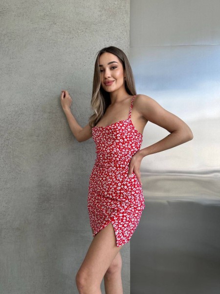 Летнее платье мини красного цвета 31800