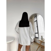 Лляний костюм із шортами білого кольору 31878